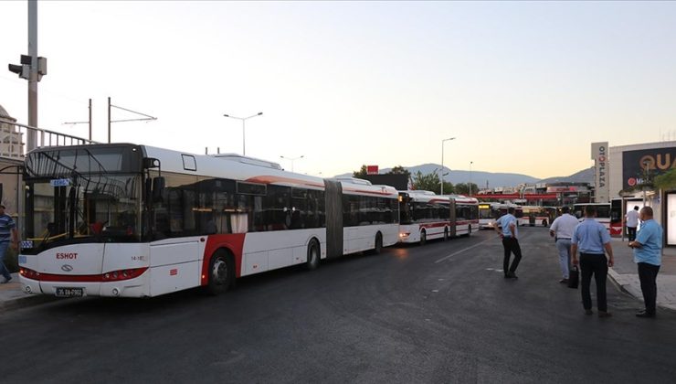 İzmir’de metro ve tramvay çalışanları greve gitti