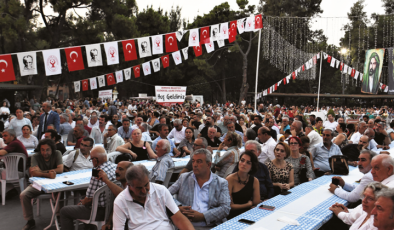 Bornovalılar, Aşure Günü’nde bir araya geldi