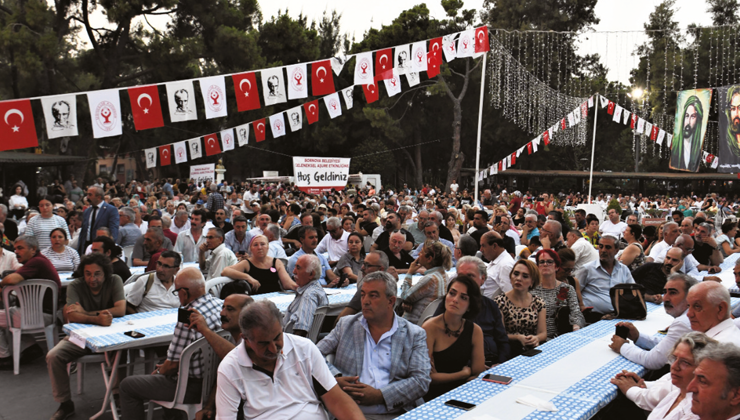 Bornovalılar, Aşure Günü’nde bir araya geldi