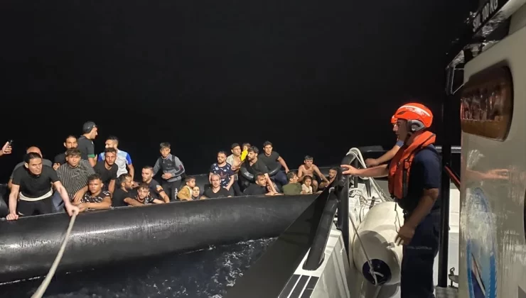 İzmir’de 32 Düzensiz Göçmen Yakalandı