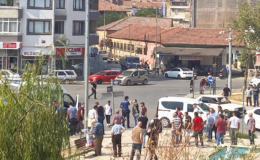 Tire’de gençlerin  kavgası kanlı bitti!