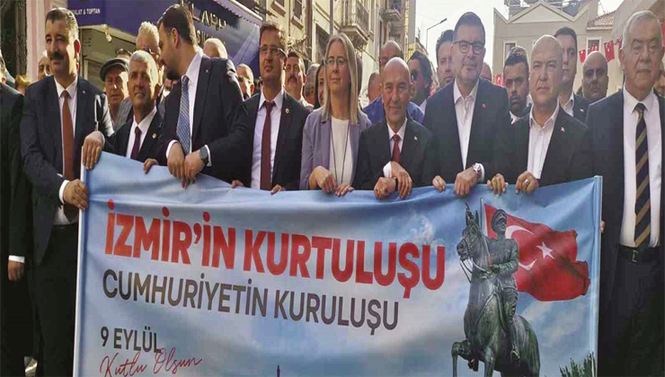 İzmir’de 9 Eylül Coşkusu Zafer Yürüyüşü ile Başladı