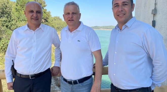 İzmir’deki Orman Yangınında Düşen Helikopterdeki Pilot Kurtuldu