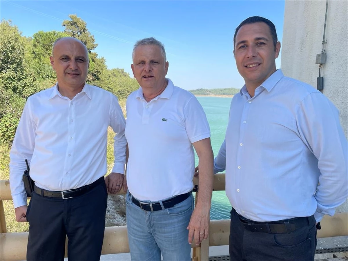 İzmir’deki Orman Yangınında Düşen Helikopterdeki Pilot Kurtuldu