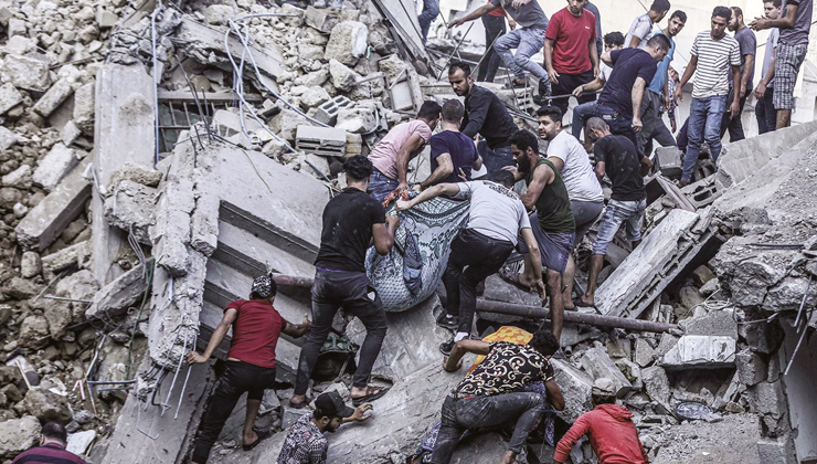 İsrail Gazze EL- EHLİ HASTANESİ'Nİ Bombaladı.