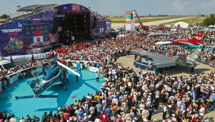 İzmir’den ‘TEKNOFEST’ Geçti