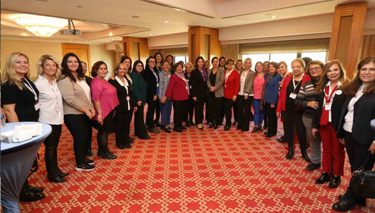 Başkan Filiz İzmir’de Kadın Adaylarla Buluştu