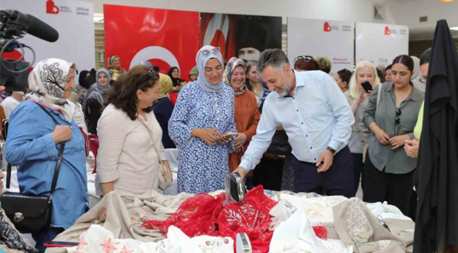 Bayraklılı Kadınlar El Emeği Ürünlerini Görücüye Çıkaracak
