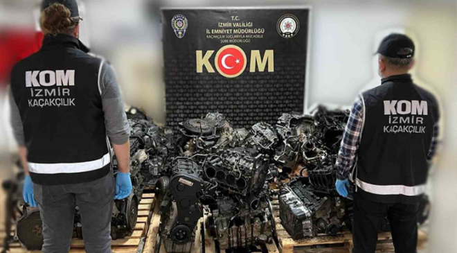 İzmir’in 8 İlçesinde Kaçakçılık Operasyonu