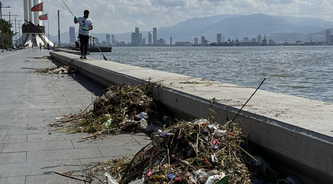 İzmir Körfezi’nde bu kez de atık kirliliği gözleniyor