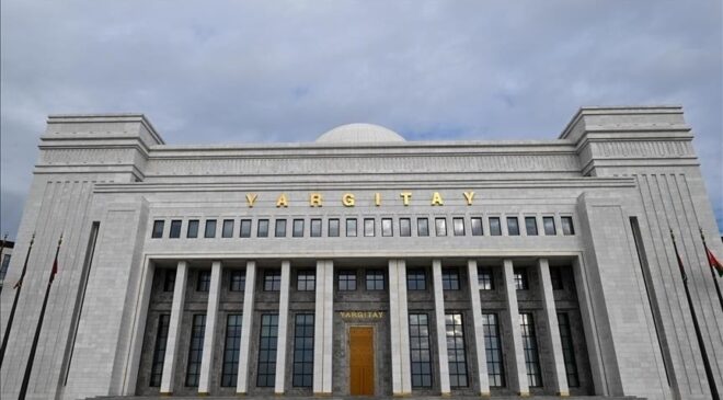 Eşine “duygusal şiddet” uygulayan erkek boşanma davasında tam kusurlu sayıldı