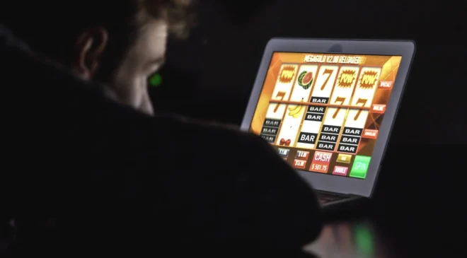 Yeşilay “sanal kumara” savaş açtı.