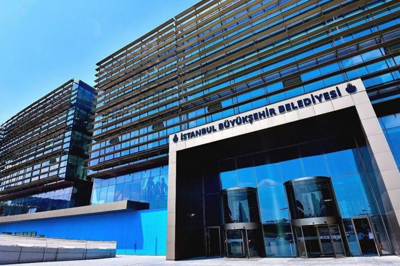 İBB’deki “terör ve örgütlü suçlar” soruşturmalarında 84 şüpheli gözaltına alındı