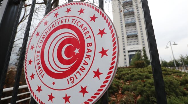 Vatandaşlardan gelen ihbarlarla kaçak eşyaya geçit verilmedi