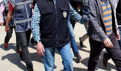 İstanbul merkezli 13 ilde dolandırıcılık operasyonunda 67 zanlı yakalandı