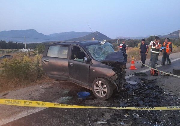 İzmir’de zincirleme kaza ölü ve yaralılar var !
