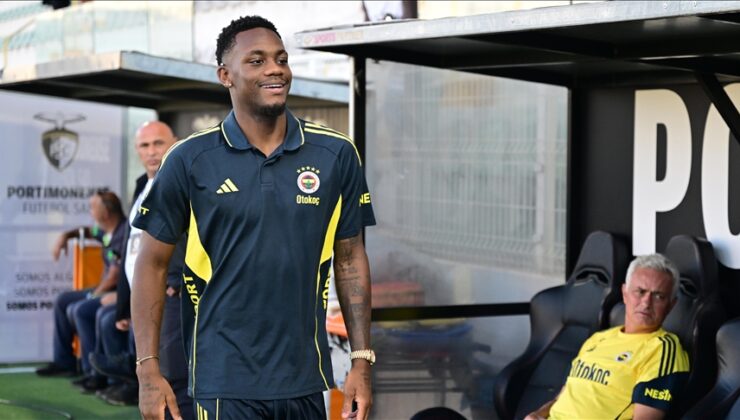 Fenerbahçe’nin yeni transferi Jhon Duran, “karşılık vermek” için sabırsızlanıyor
