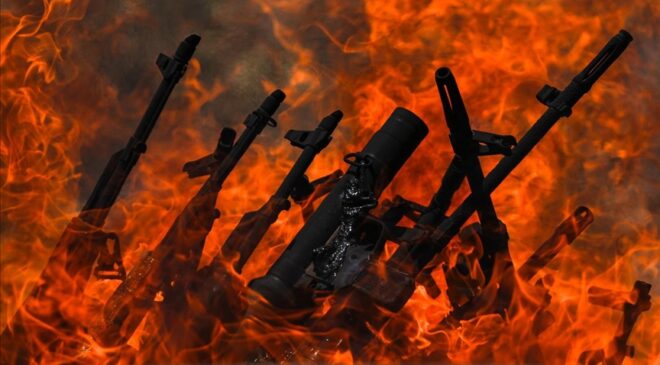 Terör örgütü PKK’dan bir grup silahlarını imha etti