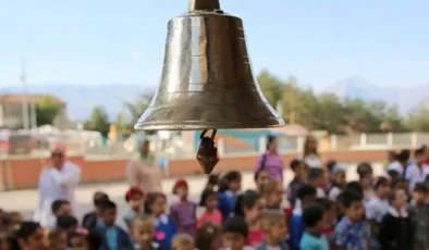 Türkiye genelindeki yaklaşık 18 milyon öğrenci dersbaşı yaptı