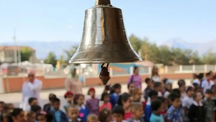 Türkiye genelindeki yaklaşık 18 milyon öğrenci dersbaşı yaptı