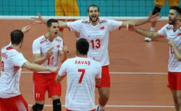 A Milli Erkek Voleybol Takımı, Hollanda’yı 3-1 yenerek tarihinde ilk kez çeyrek finale yükseldi