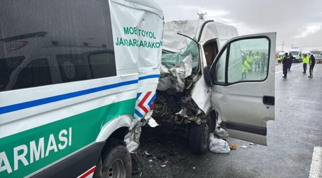 Aksaray’da trafik kazasında 2 asker şehit oldu, 1 kişi öldü