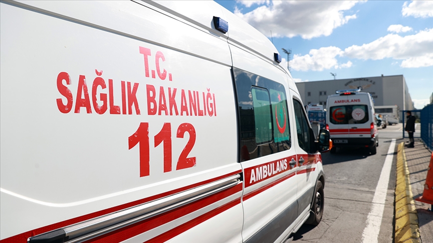 İstanbul’da sürücüler “Lütfen ambulansa yol ver” anonsunu radyodan duyacak