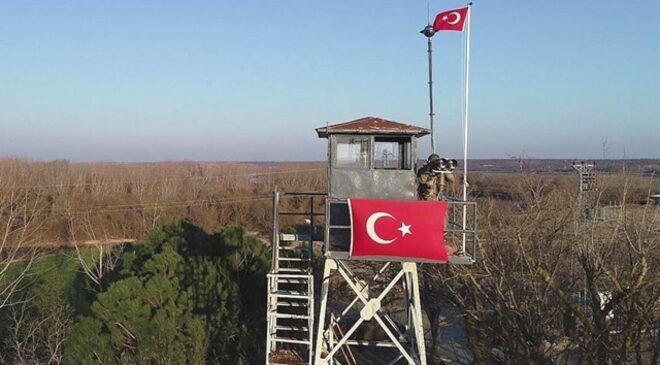 MSB: Sınırlarımızdan yasa dışı yollarla geçmeye çalışan 4’ü terör örgütü mensubu olmak üzere 312 şahıs yakalandı