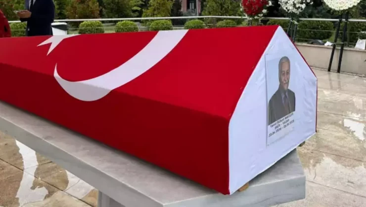 Yavuz Bülent Bakiler, son yolculuğuna uğurlandı