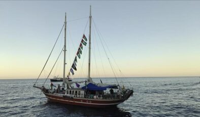 Küresel Sumud Filosu’ndaki Mikeno gemisi Gazze sularında