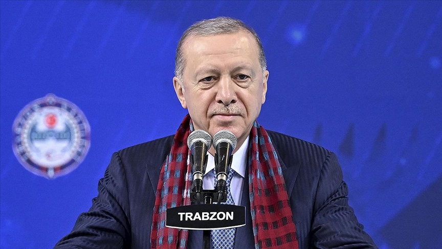 Cumhurbaşkanı Erdoğan: Yardım tırlarımız Gazze’ye ulaşmaya başladı