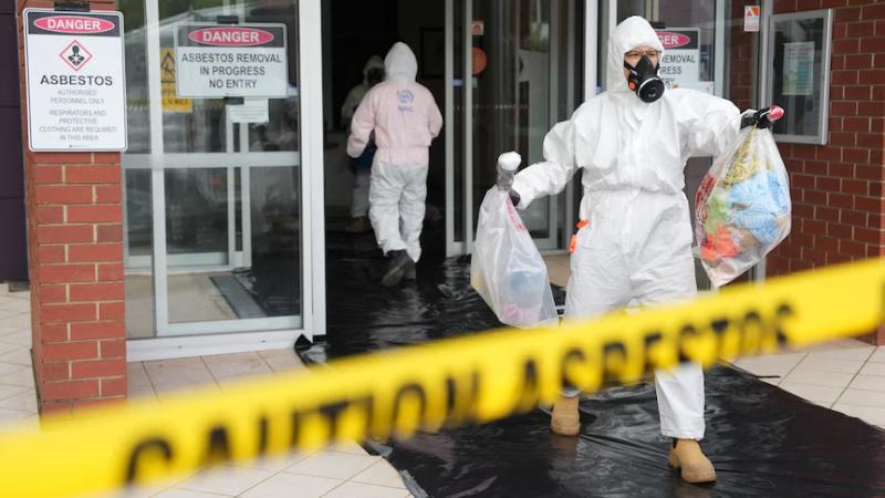 Avustralya’da oyun kumlarında asbest tespit edildi: 70 okulda eğitime ara verildi