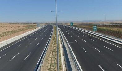 Türkiye’nin bölünmüş yol ağı 22 yılda yaklaşık 5 katına çıktı