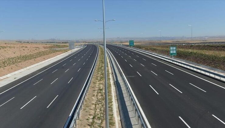 Türkiye’nin bölünmüş yol ağı 22 yılda yaklaşık 5 katına çıktı