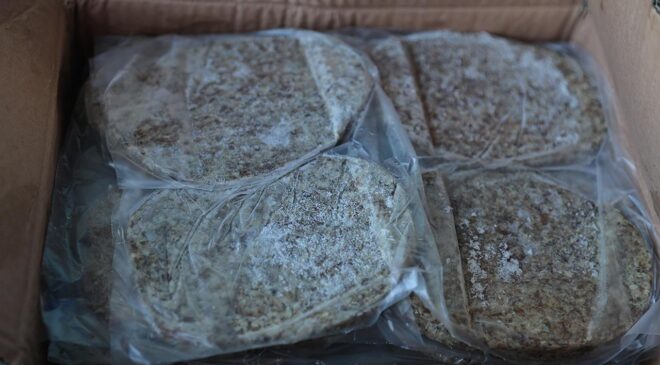 Soğuk zincire aykırı taşınan etler otobüs bagajından çıktı