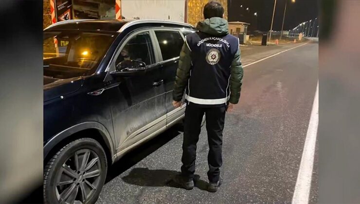 Ülke genelindeki denetimlerde 55 göçmen kaçakçısı ile 972 düzensiz göçmen yakalandı