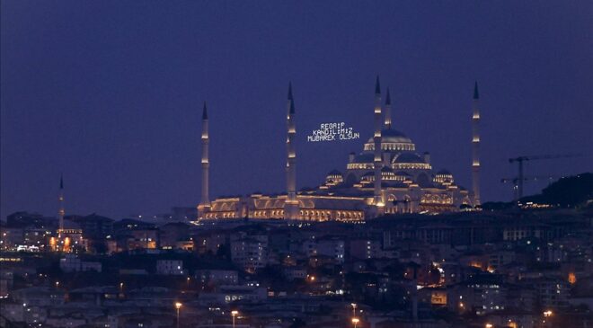 Yarın Regaip Kandili