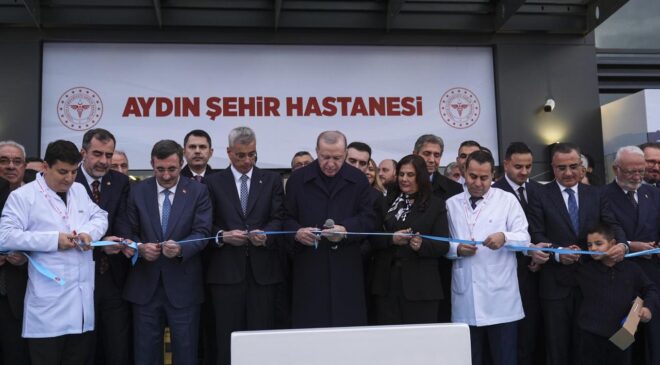 Aydın Şehir Hastanesi hizmete açıldı