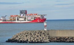 Türkiye’nin sondaj gemisi “Yıldırım” Filyos Limanı’nda