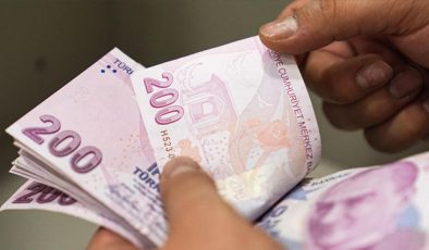 Emeklilere ikramiye ve aylık ödemeleri yarın başlıyor