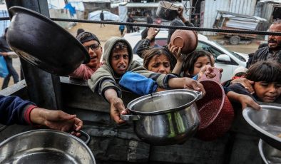 BM: Gazze’ye son iki günde “neredeyse tüm insani yardım hareketleri engellendi”