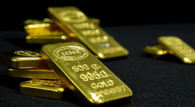 Altın haftaya sert düşüşle başladı