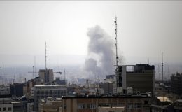 ABD-İsrail saldırılarının sürdüğü İran’ın başkenti Tahran’da şiddetli patlamalar yaşanıyor