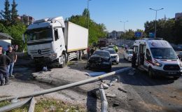 Gündem İzmir’de tırın 9 araca çarptığı kazada 3 kişi öldü, 4 kişi yaralandı