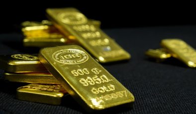 Altının gramı 6 bin 592 liradan işlem görüyor
