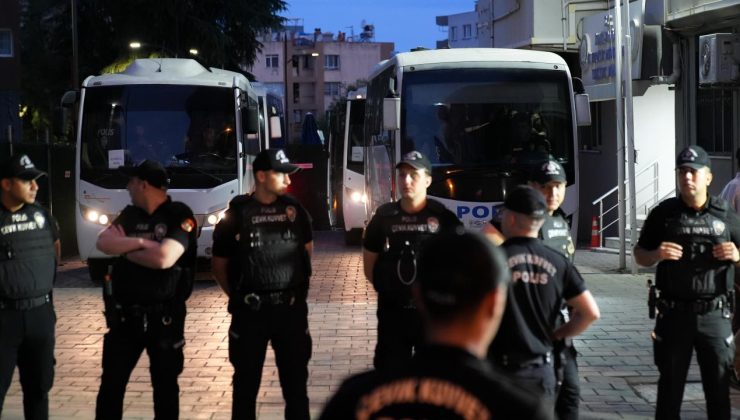 Buca’da belediye memurunun 13 yarış atına sahip olduğu ortaya çıktı