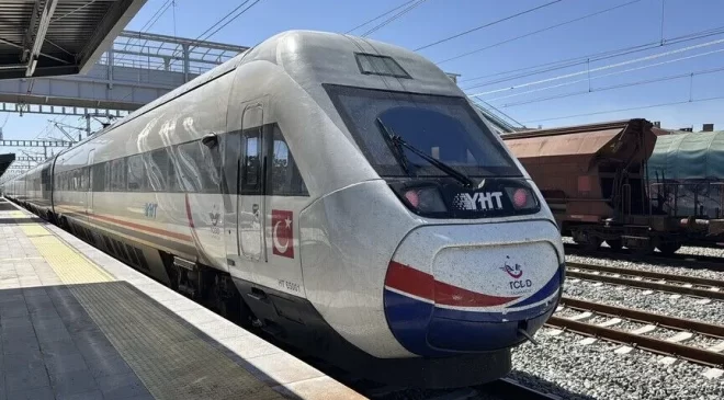 Hızlı trende hedef “48 saatte tüm Türkiye’yi gezmek”
